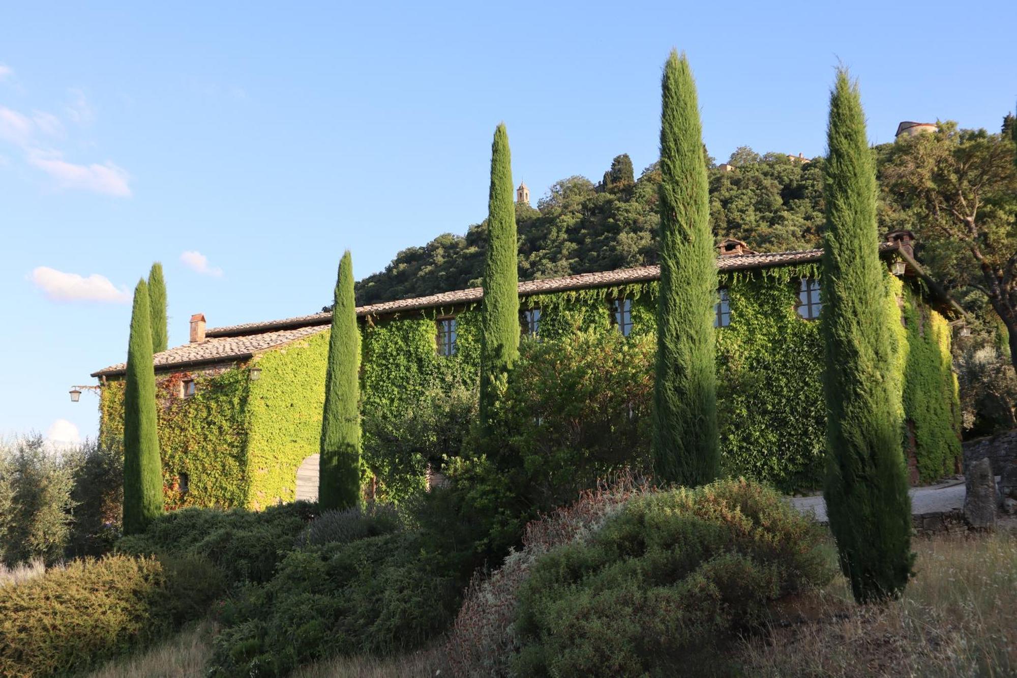 Abbadia Wine Relais Bed and Breakfast Montefollonico Exterior foto